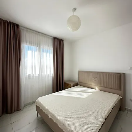 2 комнаты в комплексе Royal Sun, расположенном всего в 500 метрах от моря Lägenhet *